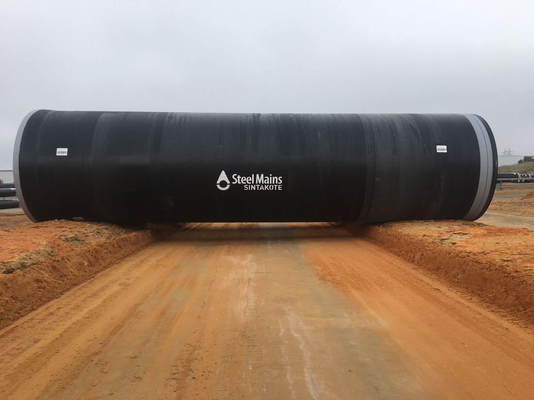 Sintakote coated steel pipe